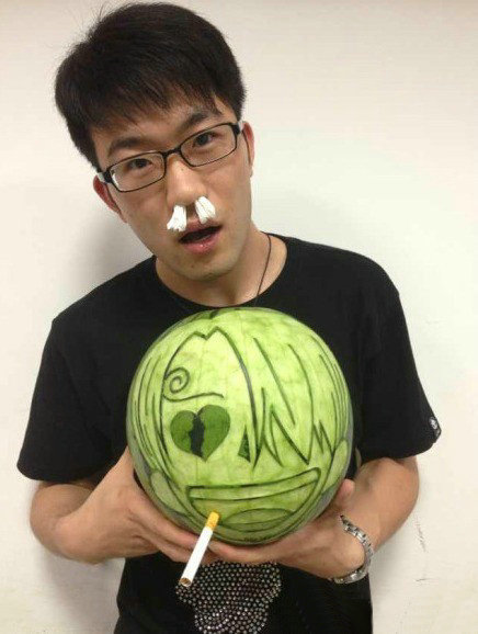 aϤ