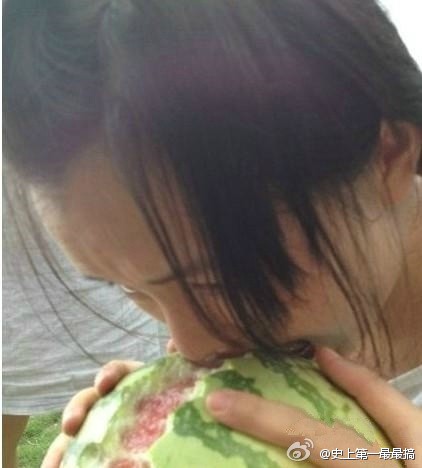 aϤ